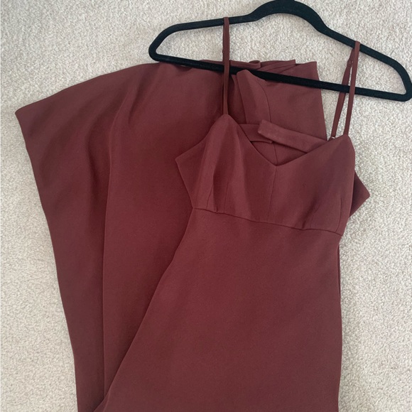 Wilfred Jeanie Burgundy/Maroon Open Back Fitted Dress Sz 2 - Picture 4 of 5